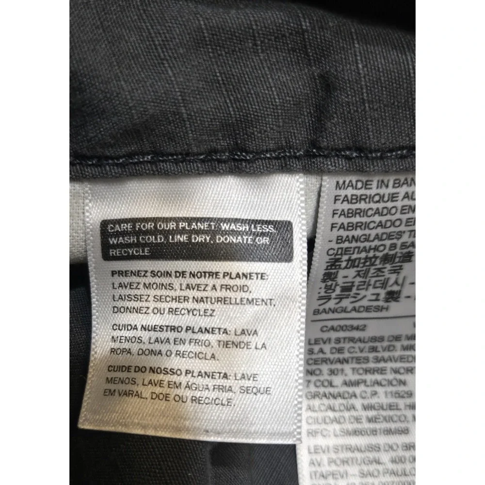 Levi's Cargo Shorts Mens 46 Black 100% Cotton Ripstop Utility Hiking Casual